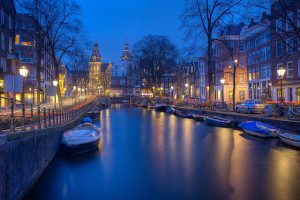 amsterdam-1150319_640